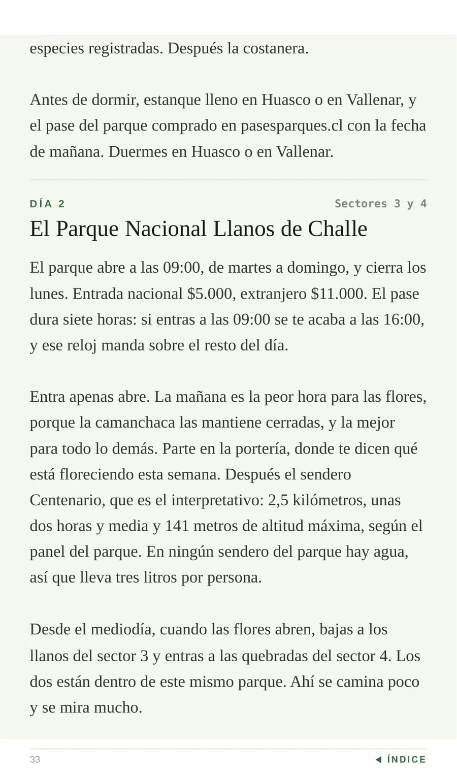 Página de la guía con el día 2 del circuito, hora a hora